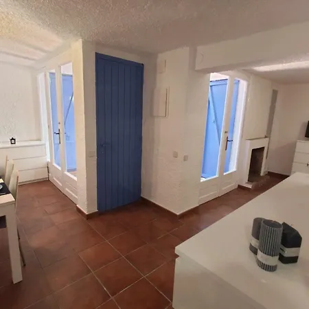 Mediterranean House Сан-Антонио-де-Калонже