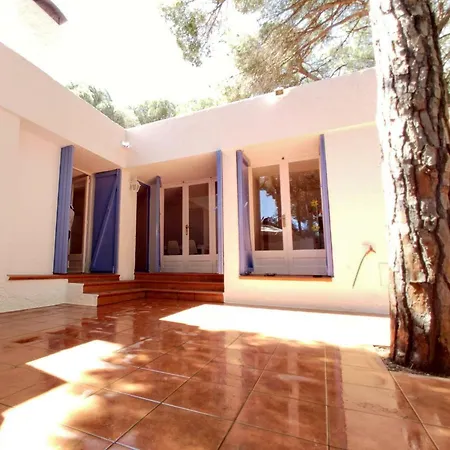 Mediterranean House Дом отдыха